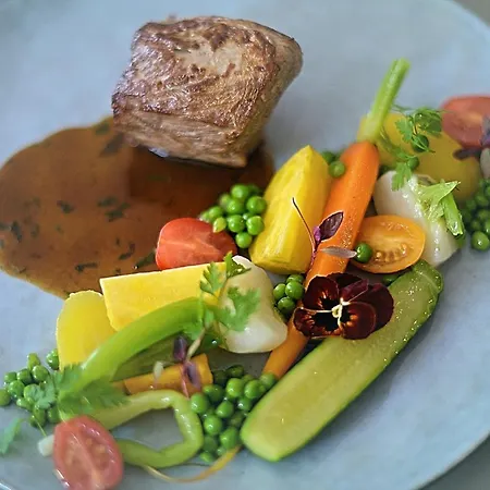 Beauregard, The Originals Relais 酒店 塞夫里耶