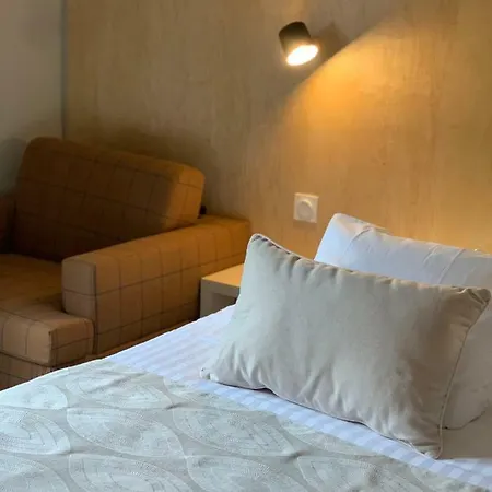 Beauregard, The Originals Relais 酒店 塞夫里耶