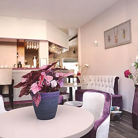 Beauregard, The Originals Relais Otel